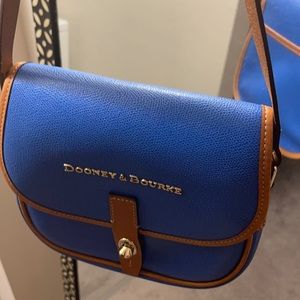 Blue Dooney and Bourke with dust bag